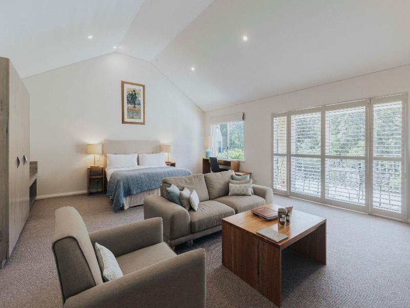 Cape Lodge image