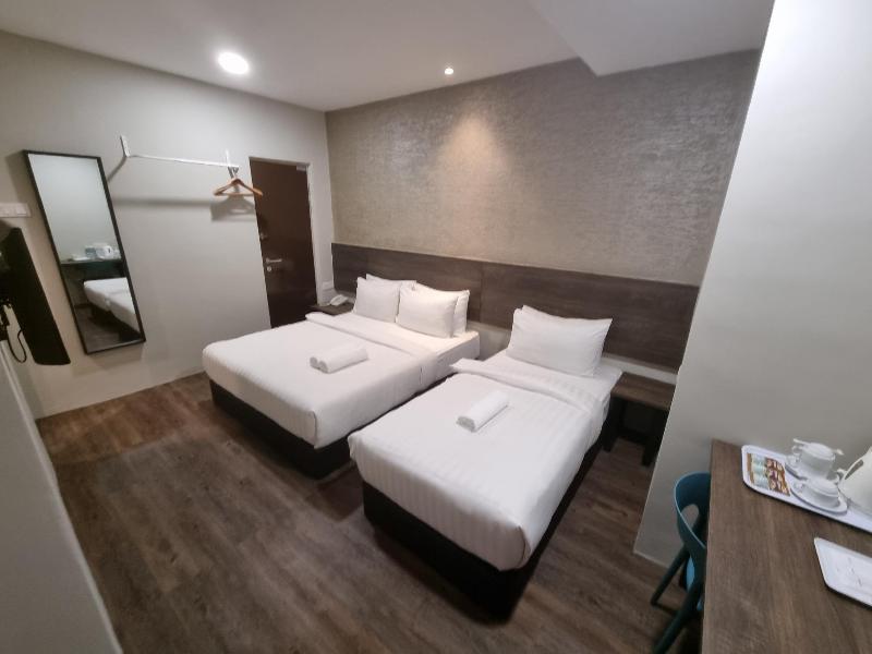 Checkin Hotel image