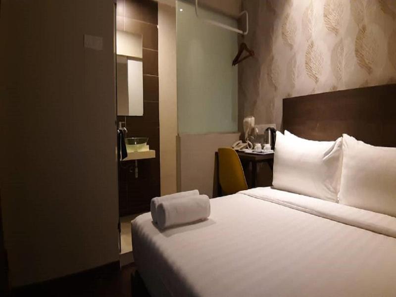 Checkin Hotel image
