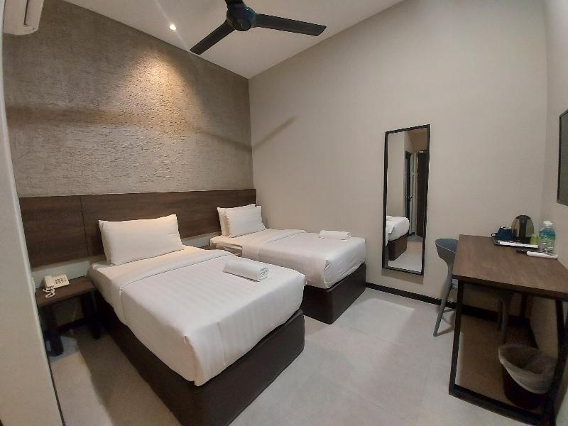 Checkin Hotel image