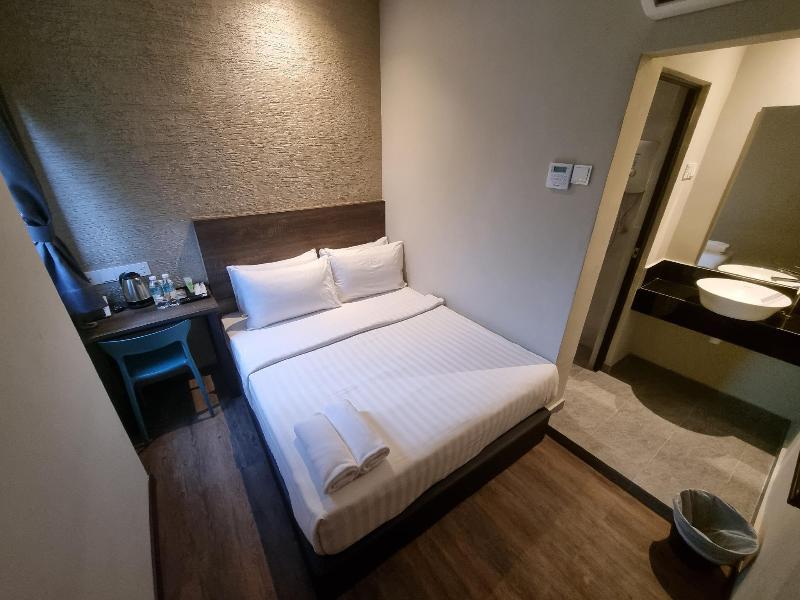 Checkin Hotel image