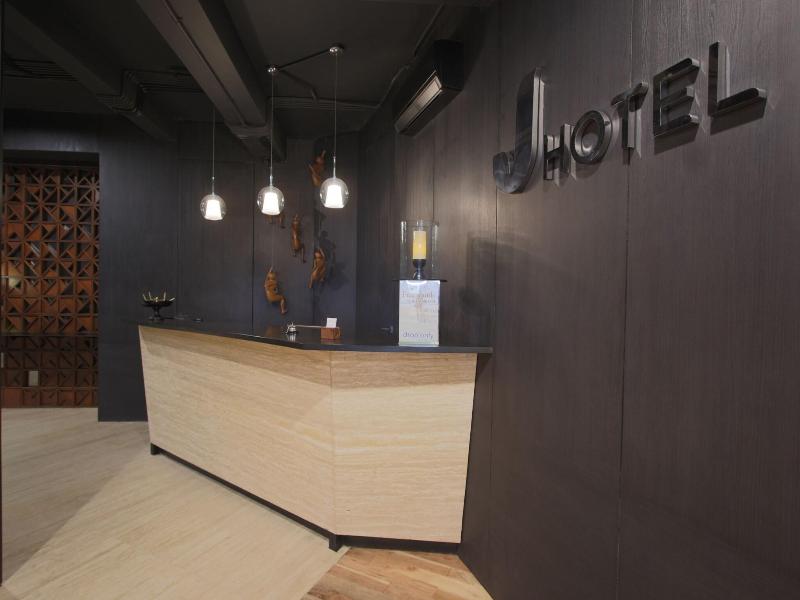 J Hotel Kuta image