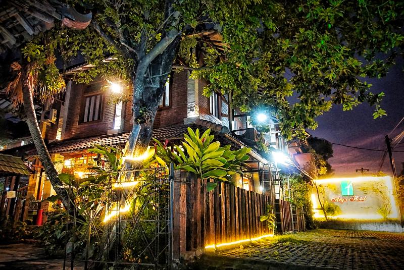 Wisma Ary'S — general view