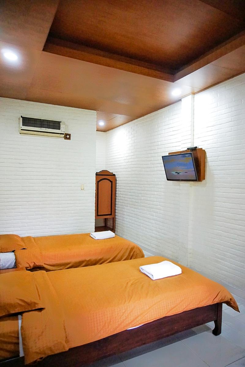 Wisma Ary'S image
