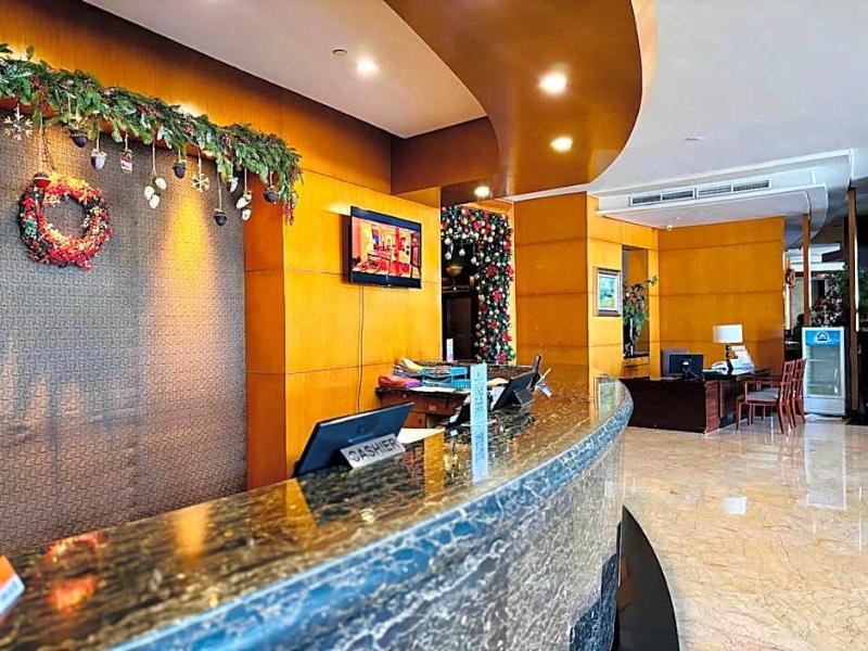 Manado Quality Hotel image