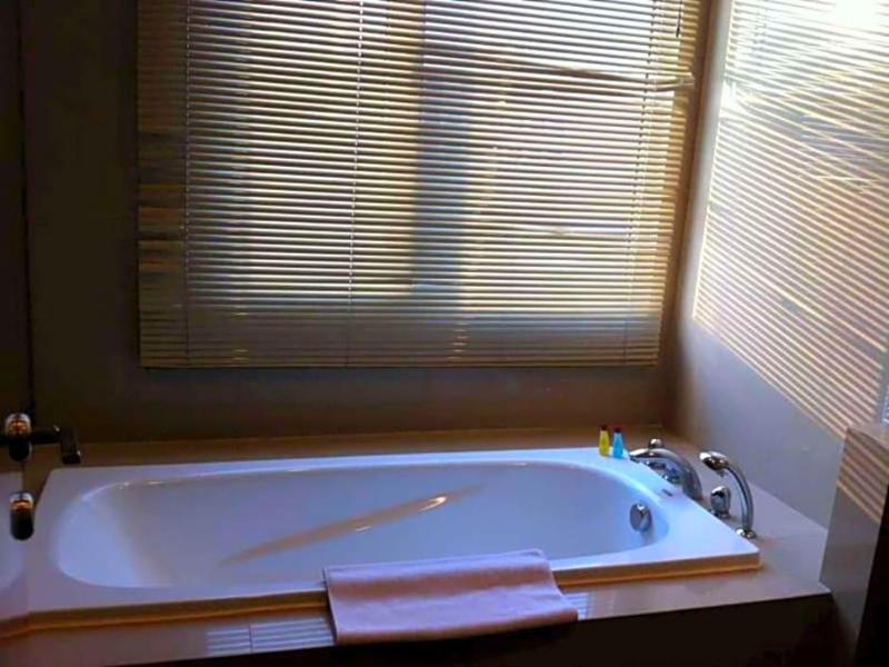 Manado Quality Hotel image