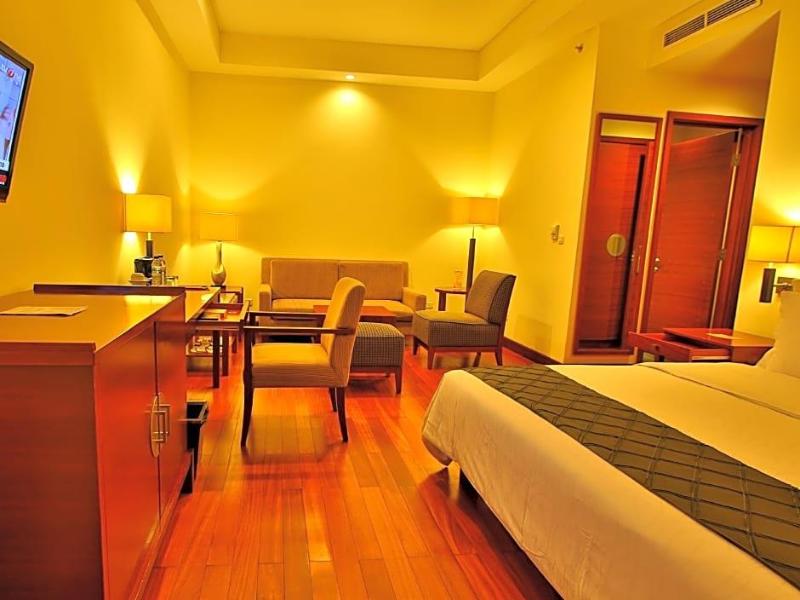 Manado Quality Hotel image