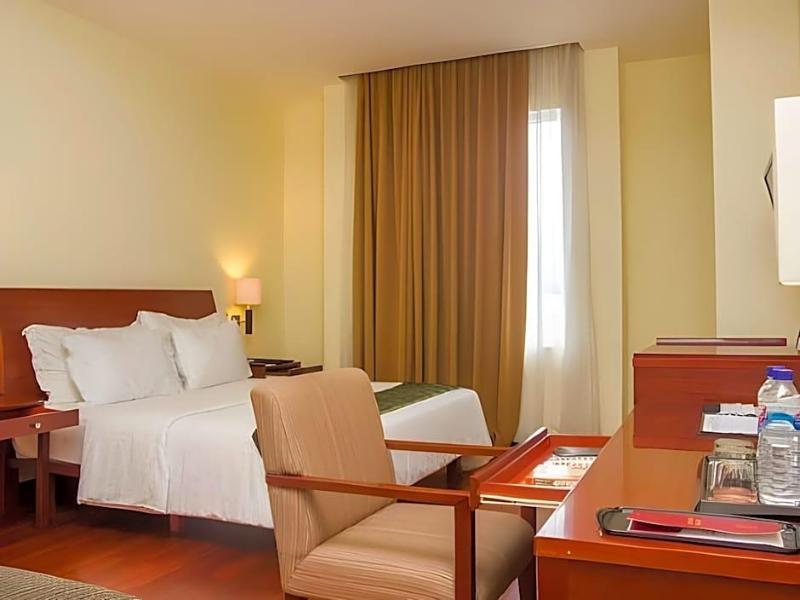 Manado Quality Hotel image