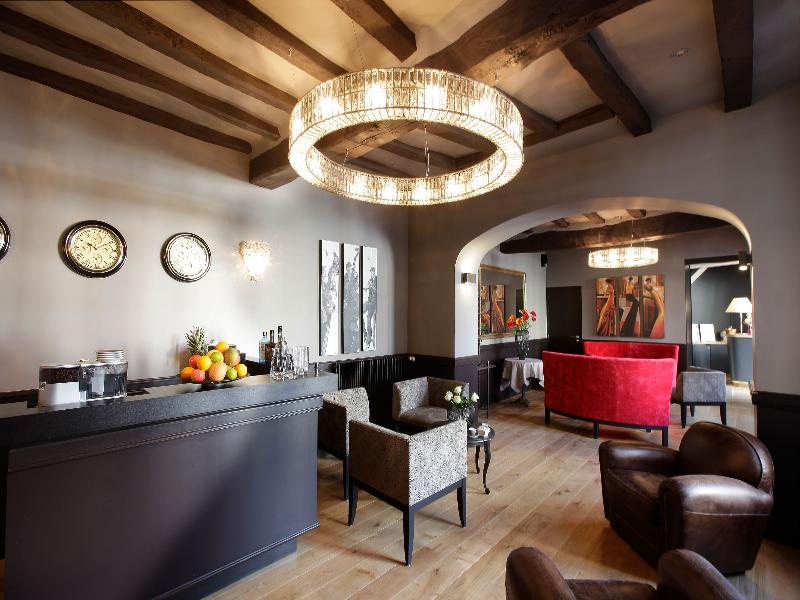 Hotel La Croix Blanche Fontevraud image