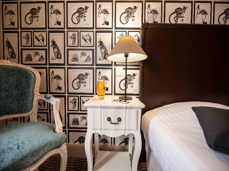 Hotel La Croix Blanche Fontevraud image
