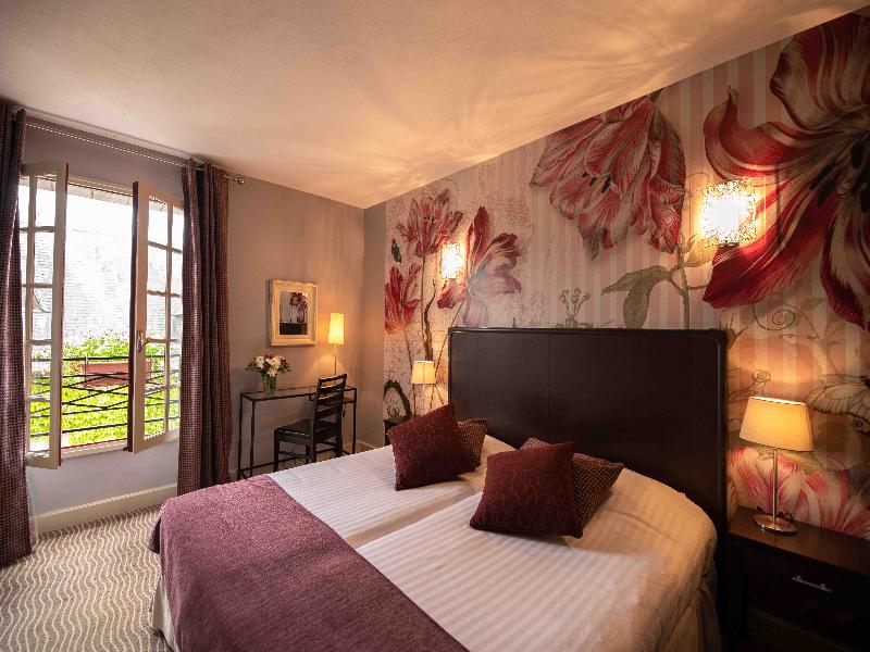 Hotel La Croix Blanche Fontevraud image