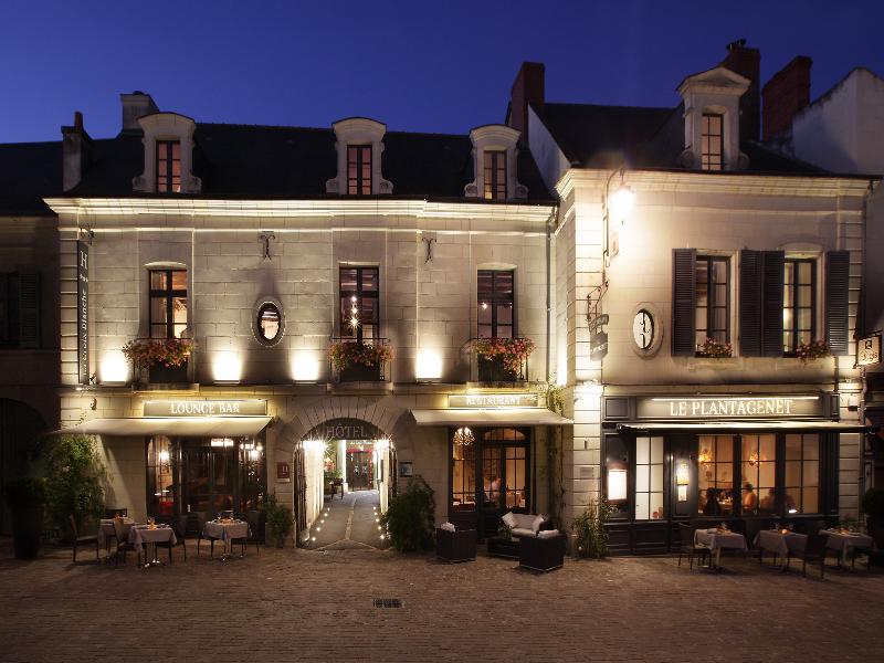 Hotel La Croix Blanche Fontevraud image