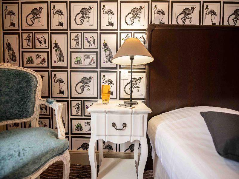 Hotel La Croix Blanche Fontevraud image