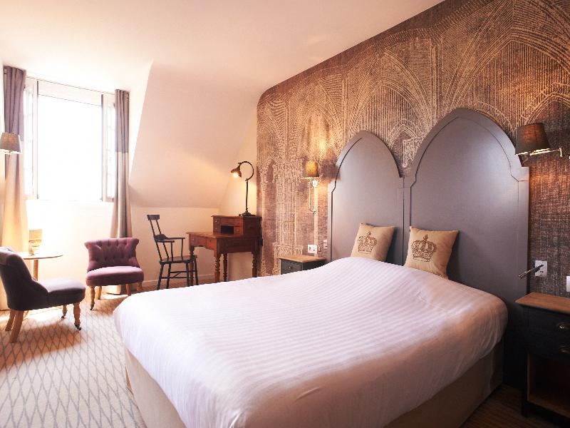 Hotel La Croix Blanche Fontevraud image
