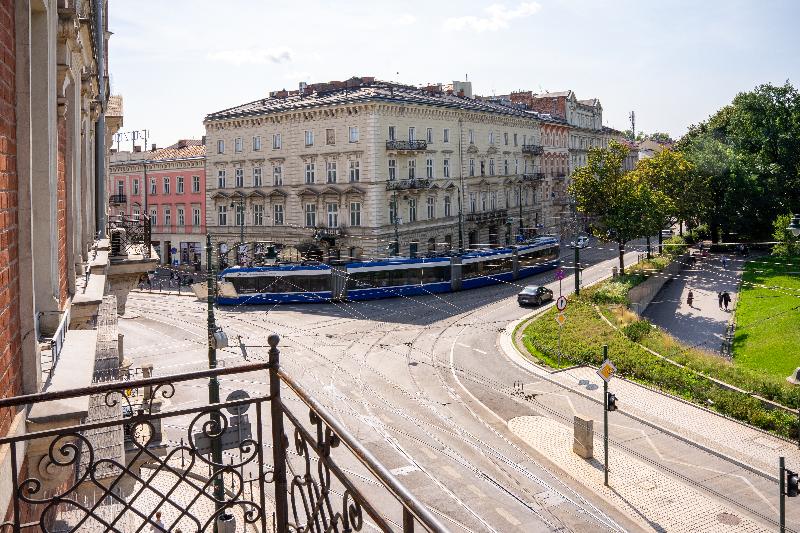 Polonia Hotel image