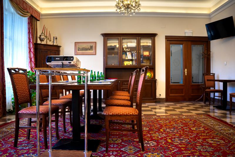 Polonia Hotel image