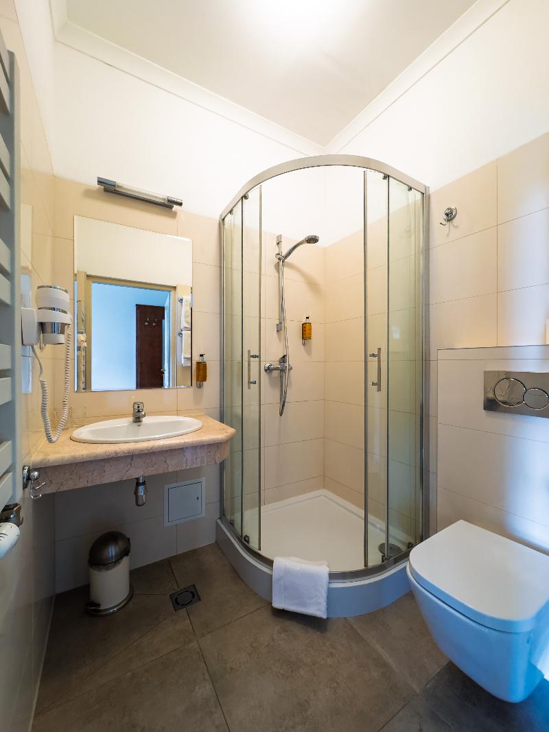 Polonia Hotel image