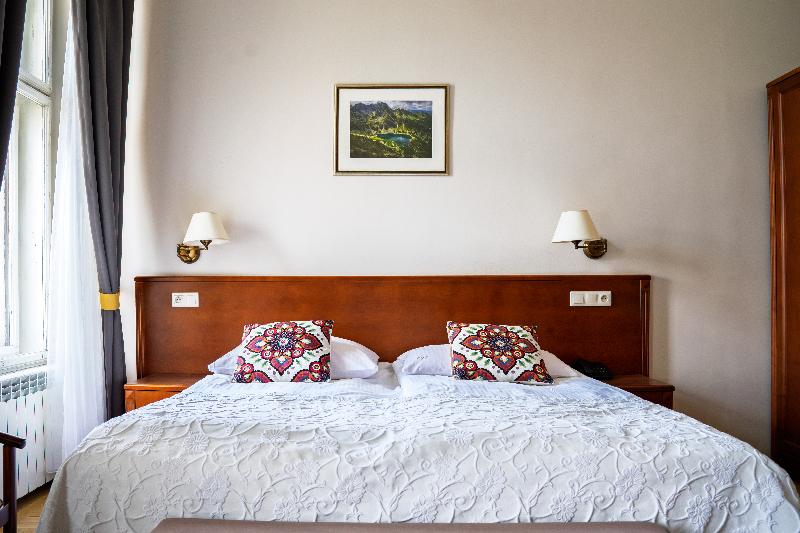 Polonia Hotel image