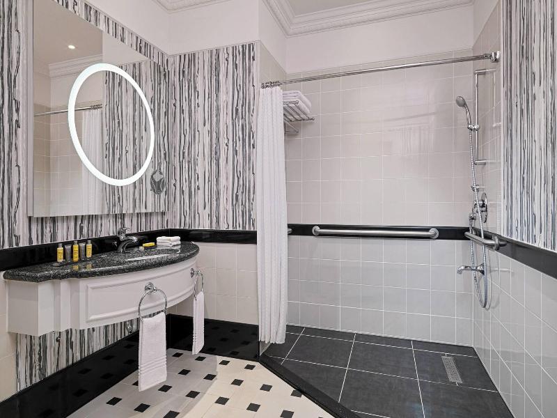 Marriott Hotel Tbilisi image