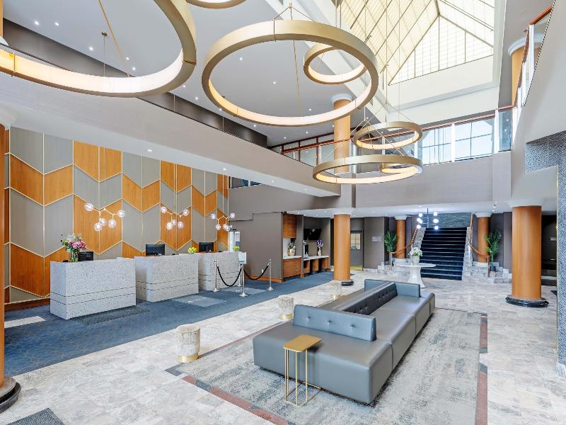Sandman Signature Mississauga Hotel image