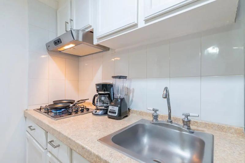 European life Style Executive Suites & Gallery image