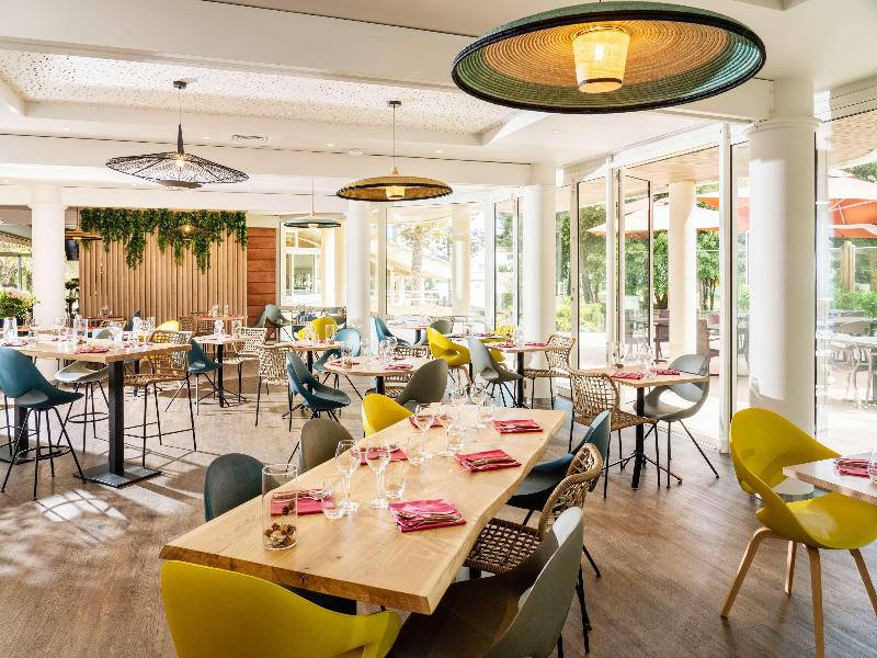 Les Pins Thalasso SPA Valdys image