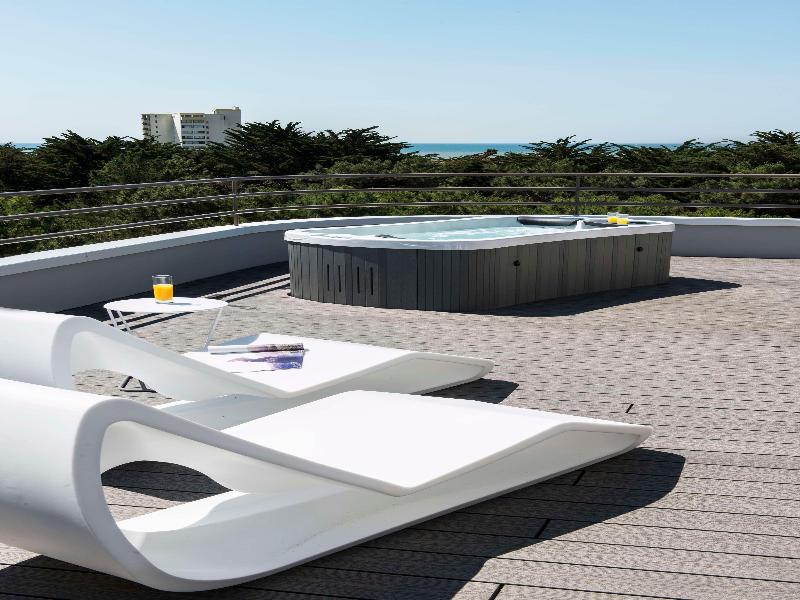 Les Pins Thalasso SPA Valdys image