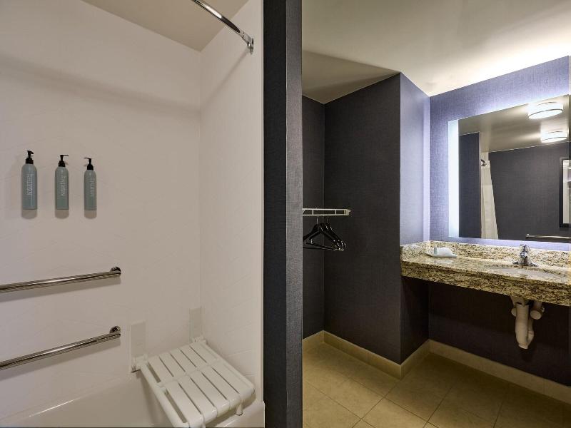 Residence Inn Arlington Capital View image