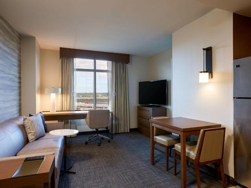 Residence Inn Arlington Capital View image