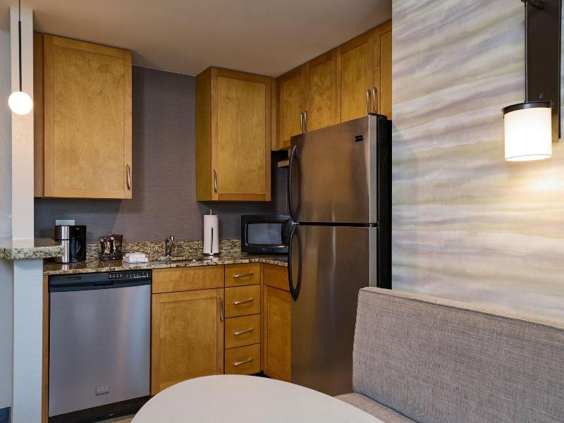 Residence Inn Arlington Capital View image