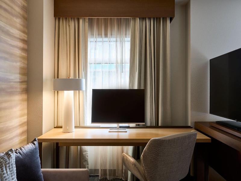 Residence Inn Arlington Capital View image