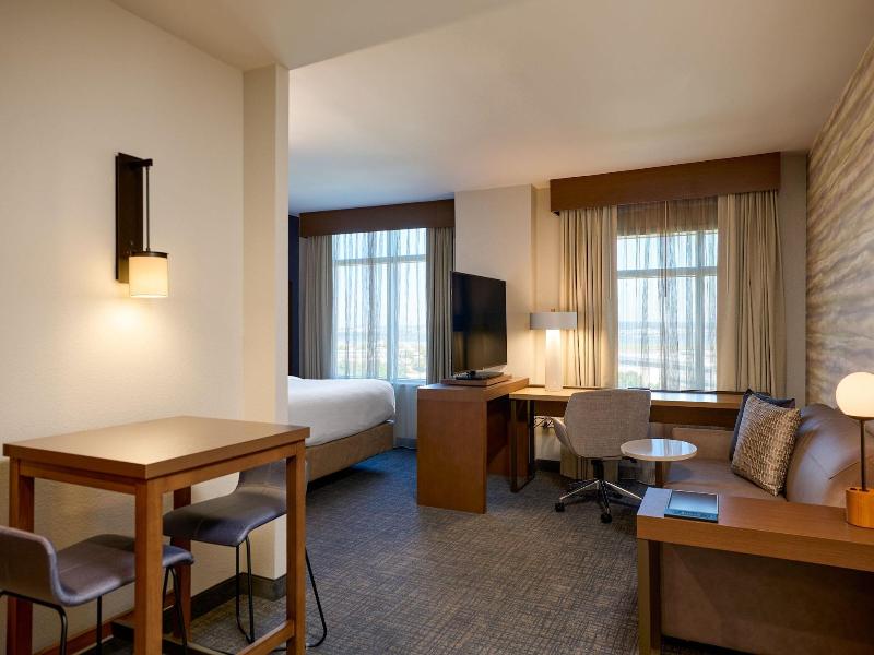 Residence Inn Arlington Capital View image