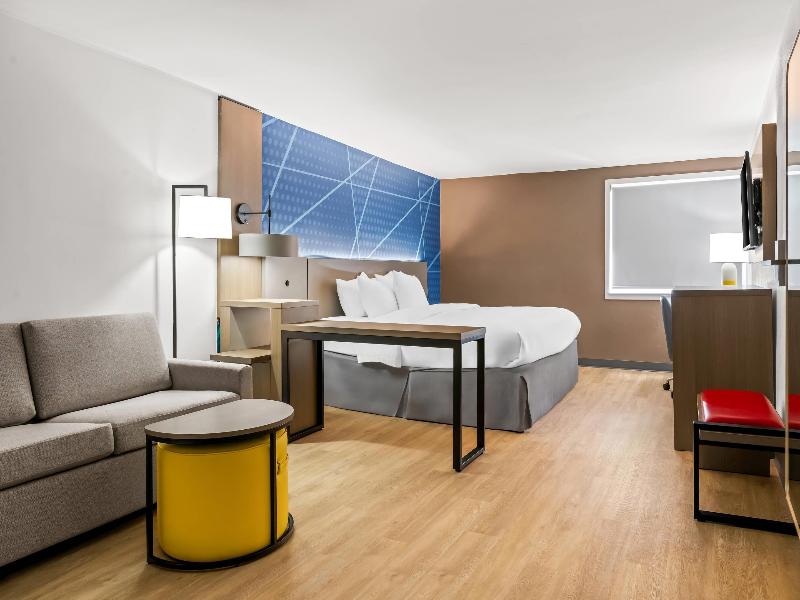 Comfort Inn & Suites image