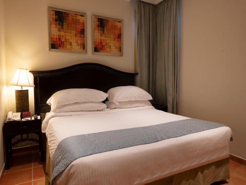 Al Nawras Island Resort image