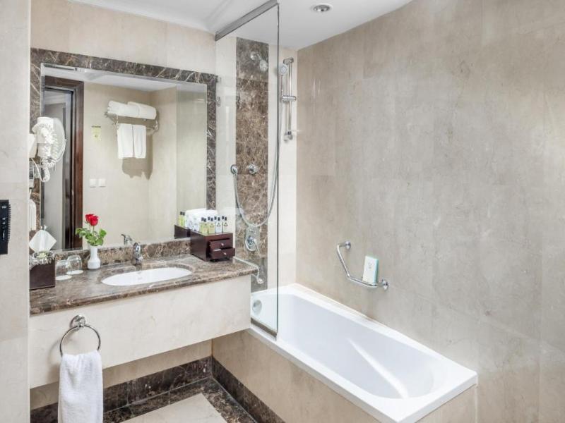 Millennium Taiba Hotel image