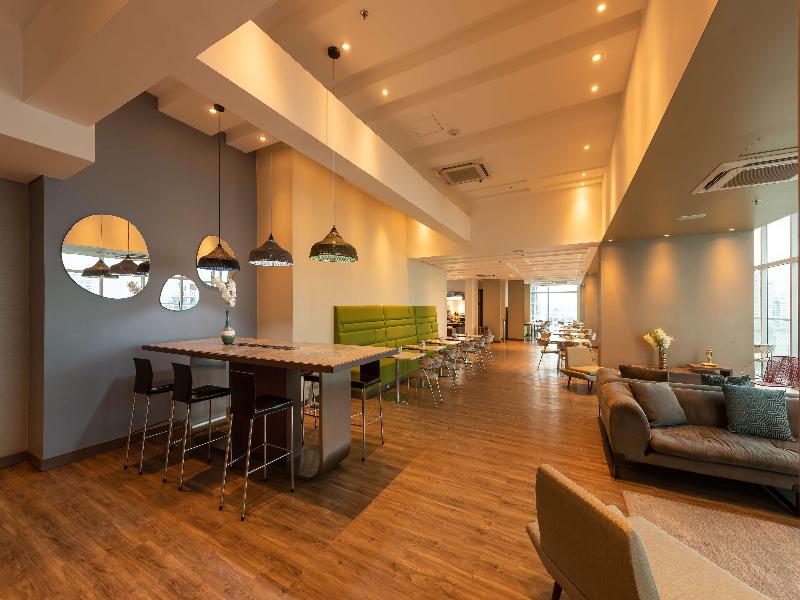 Hampton by Hilton Cartagena image