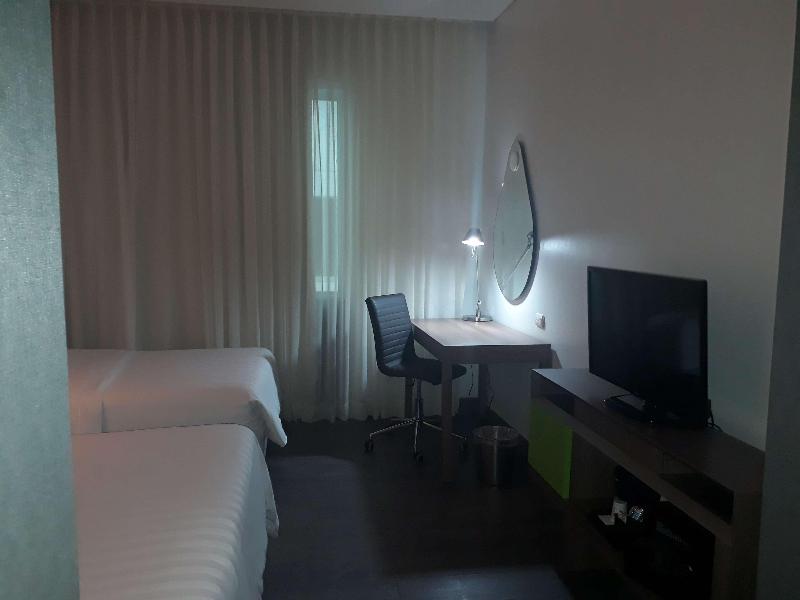 Hampton by Hilton Cartagena image