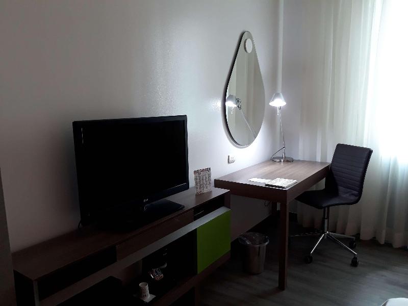 Hampton by Hilton Cartagena image
