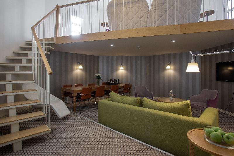 Jump Inn Hotel Belgrade image