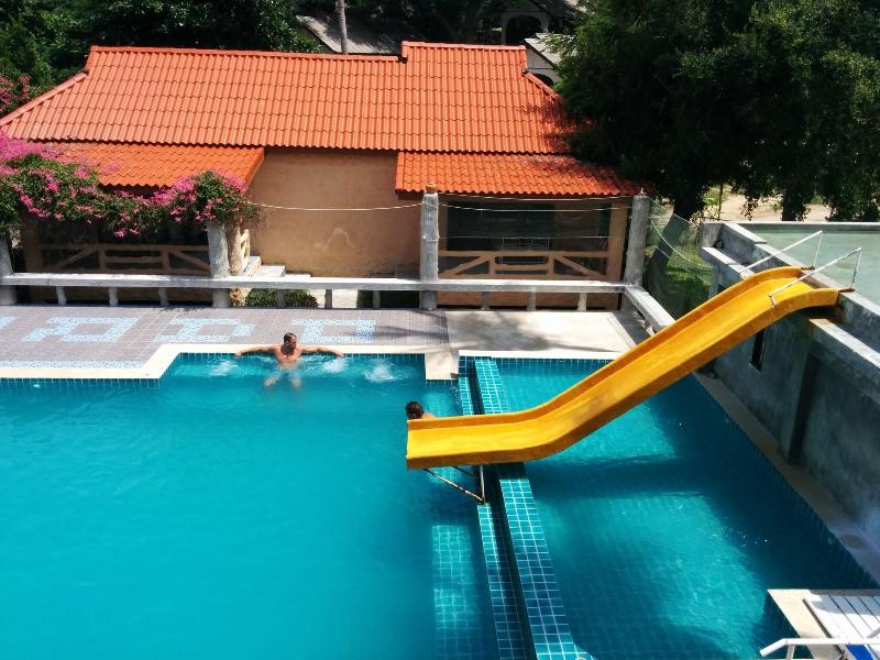 Paradise Bungalows image