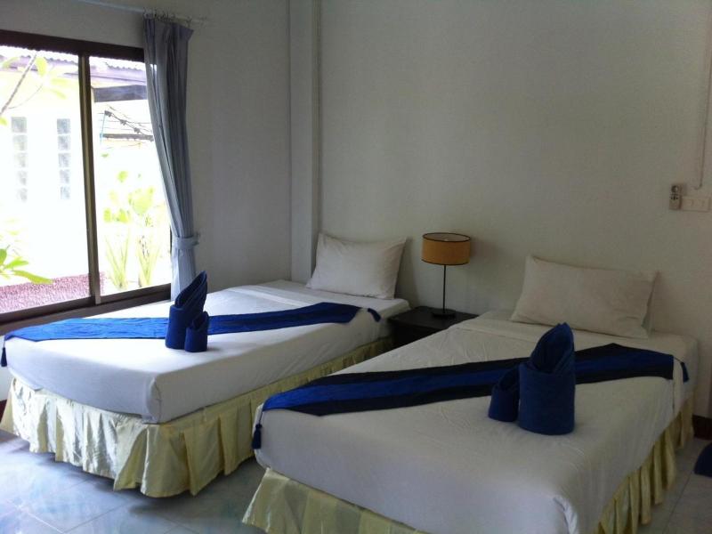 Moonwalk Lanta Resort image