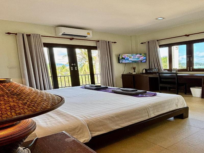 Shanti Hotel image