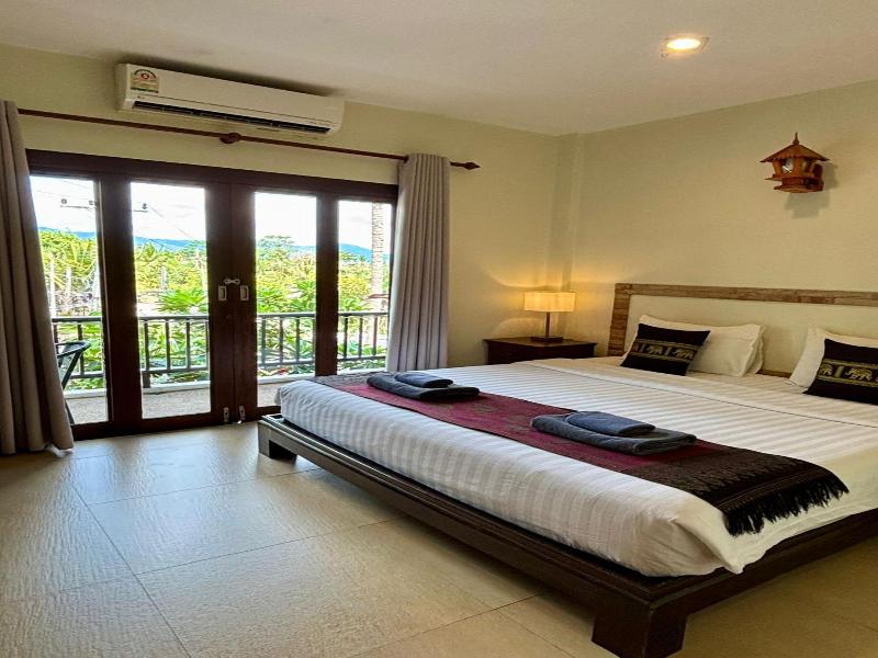 Shanti Hotel image