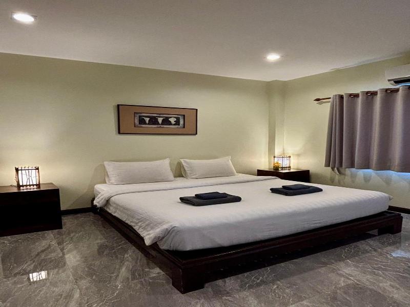 Shanti Hotel image