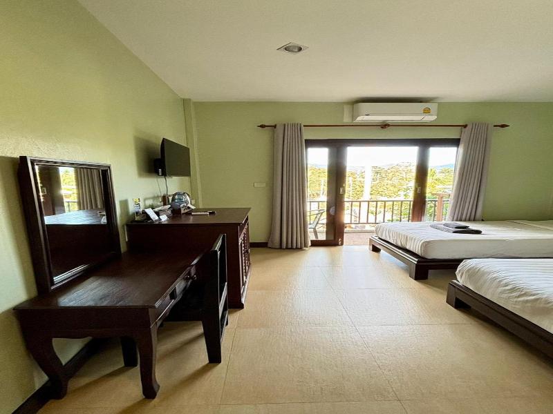 Shanti Hotel image