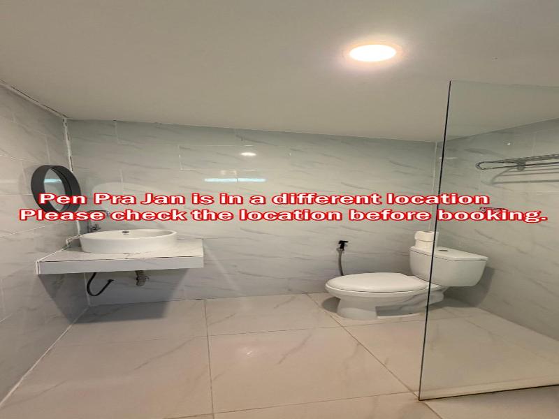 Shanti Hotel image