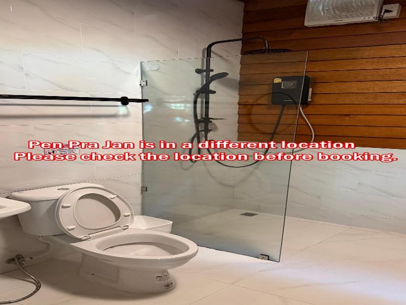 Shanti Hotel image