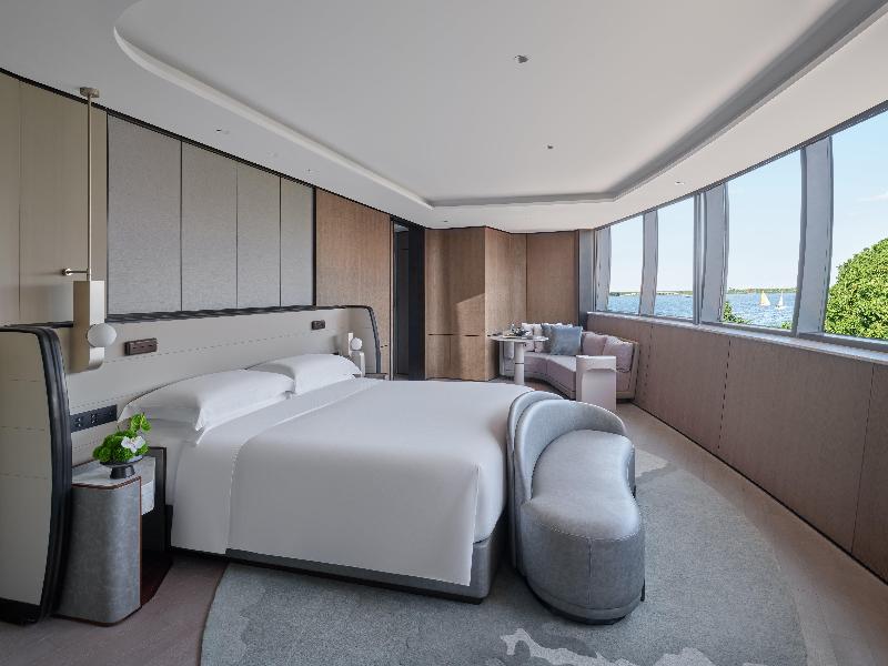 InterContinental Shanghai Harbour City image