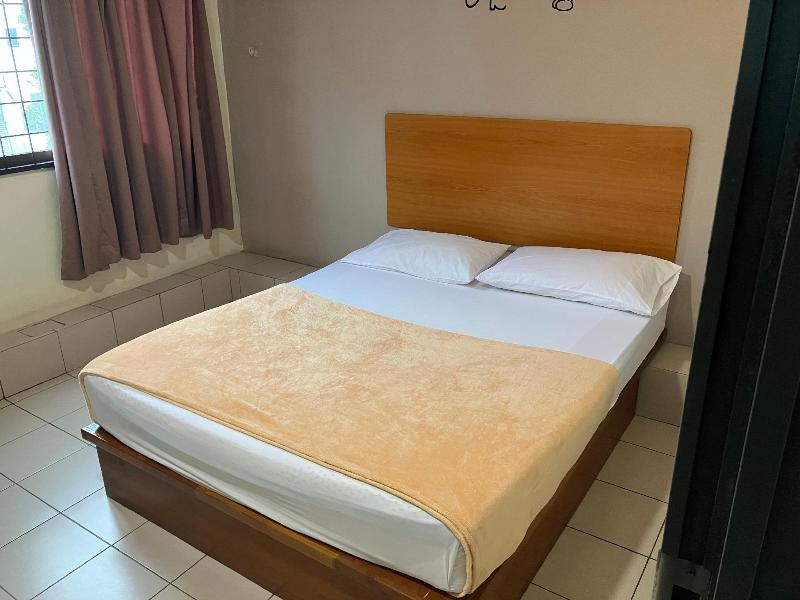 Budget  Comfort Hostel image