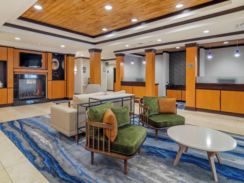 Fairfield Inn & Suites Commerce image